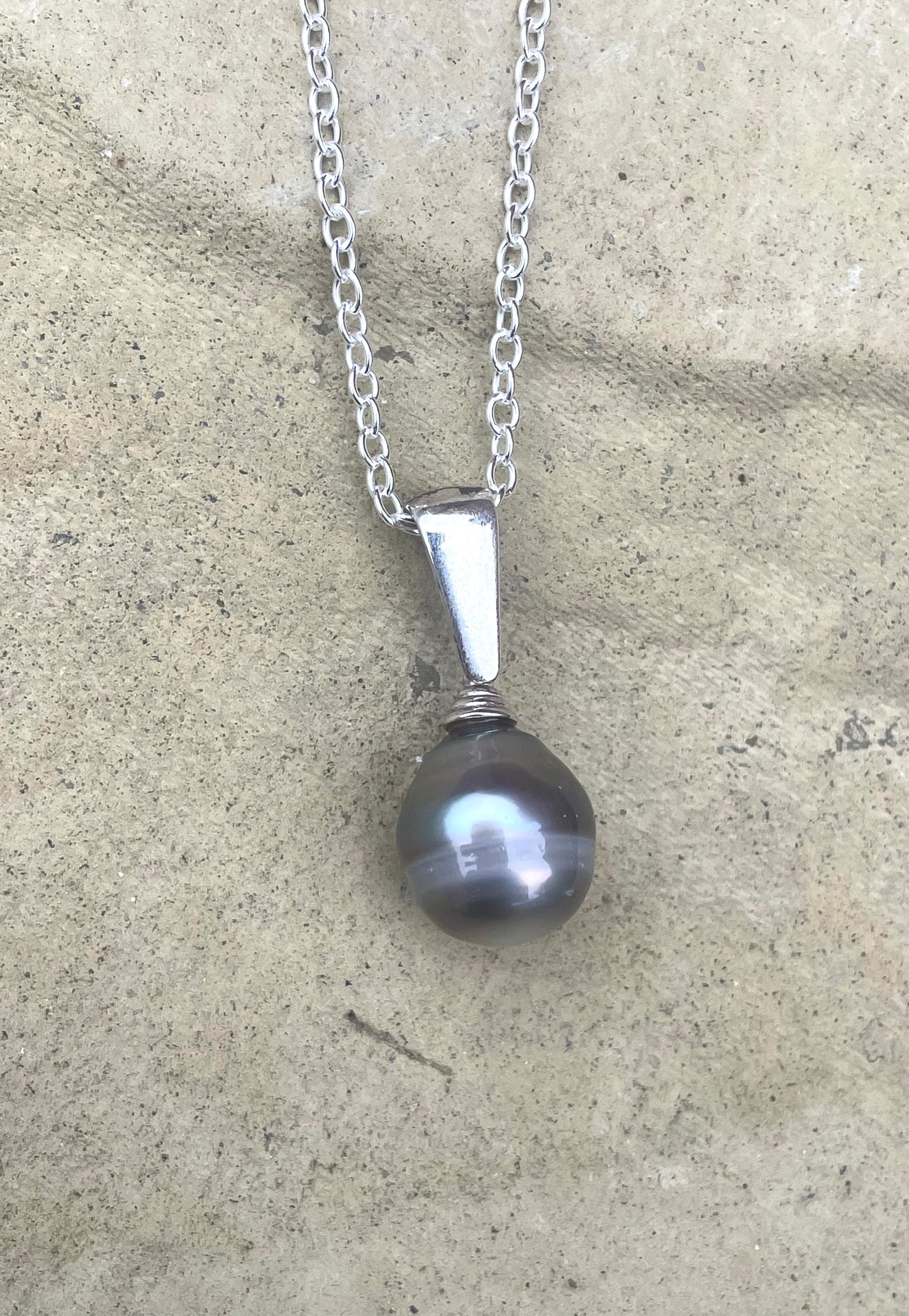 Tahitian Pearl Pendant