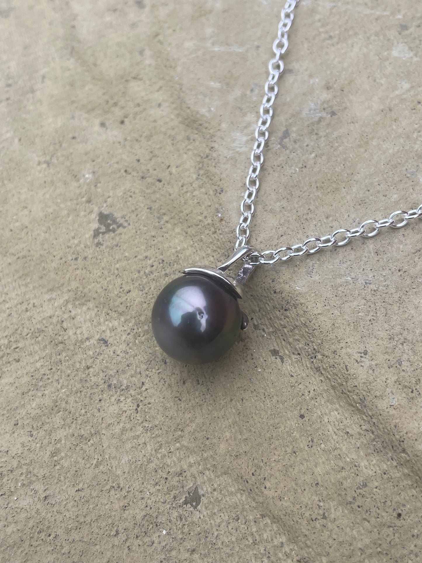 Black Pearl Pendant