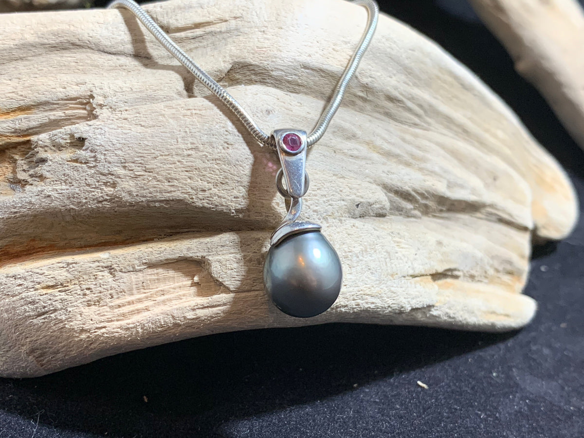 Tahitian Pearl and Ruby Pendant
