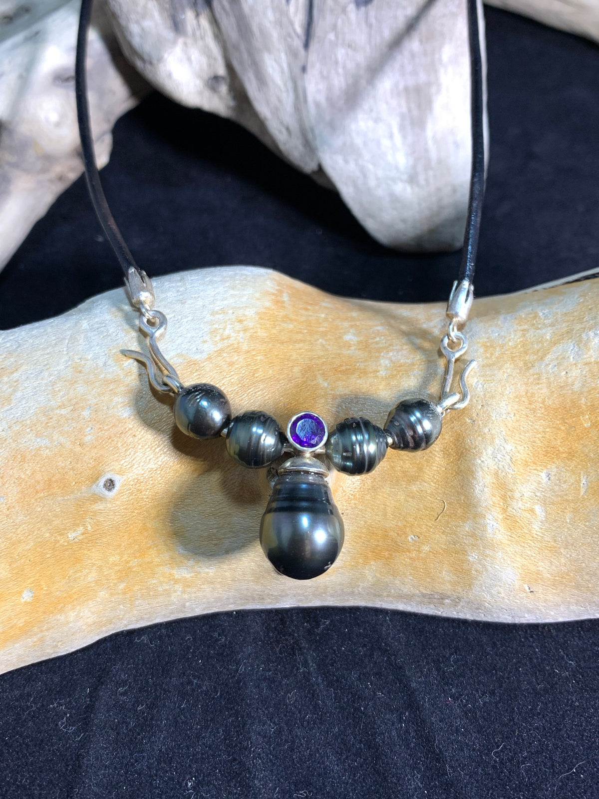 Tahitian Pearl and Amethyst Necklace