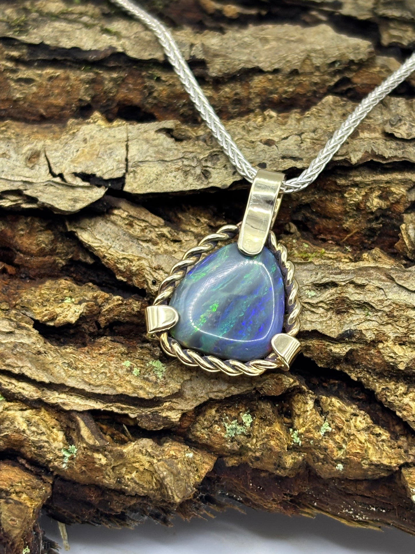 Lightning Ridge Opal Pendant