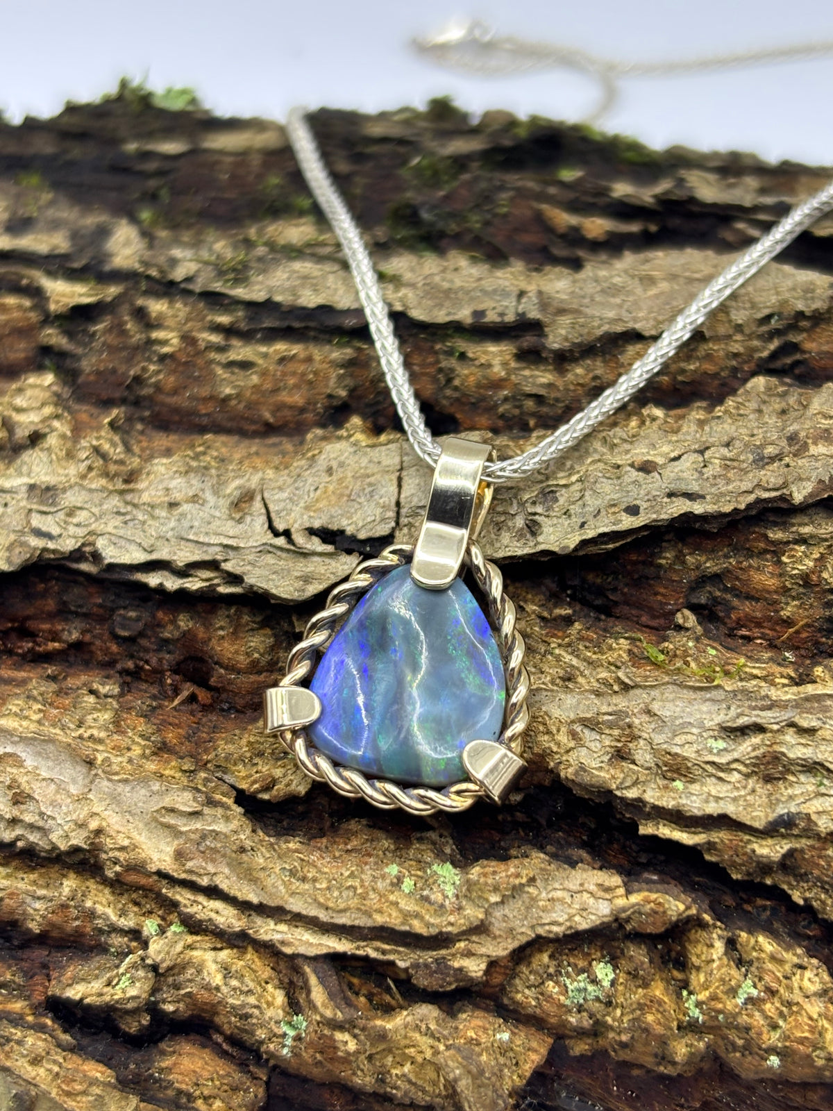 Lightning Ridge Opal Pendant