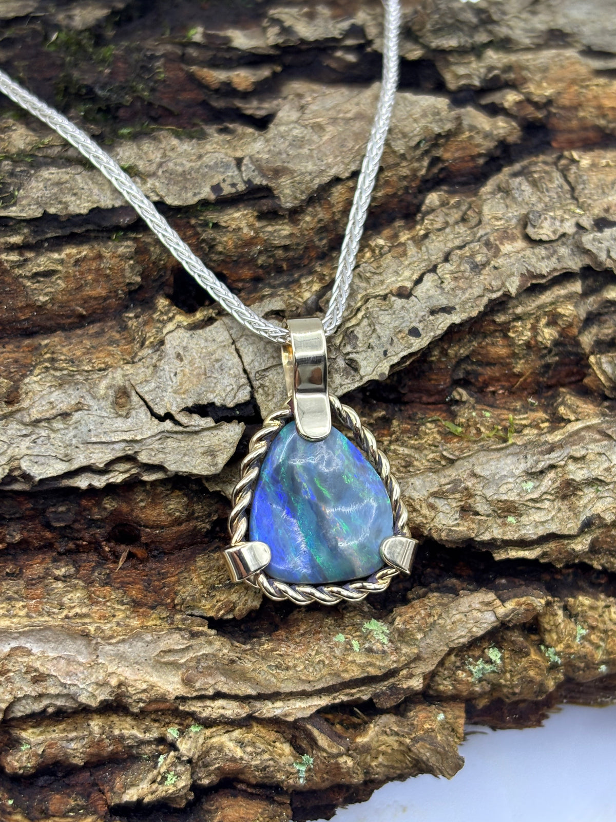Lightning Ridge Opal Pendant