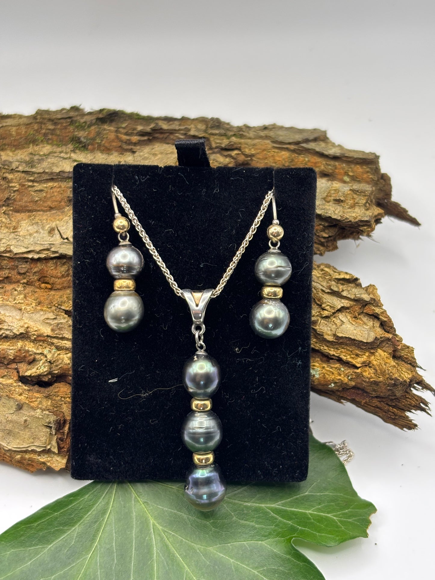 Pearl Set