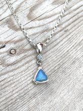 Load image into Gallery viewer, Stunning Opal Pendant

