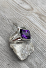 Load image into Gallery viewer, Vivid Amethyst Ring
