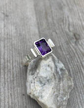 Load image into Gallery viewer, Amethyst  Ring
