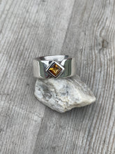 Load image into Gallery viewer, Bold Citrine Ring
