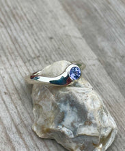 Load image into Gallery viewer, Tanzanite Ring

