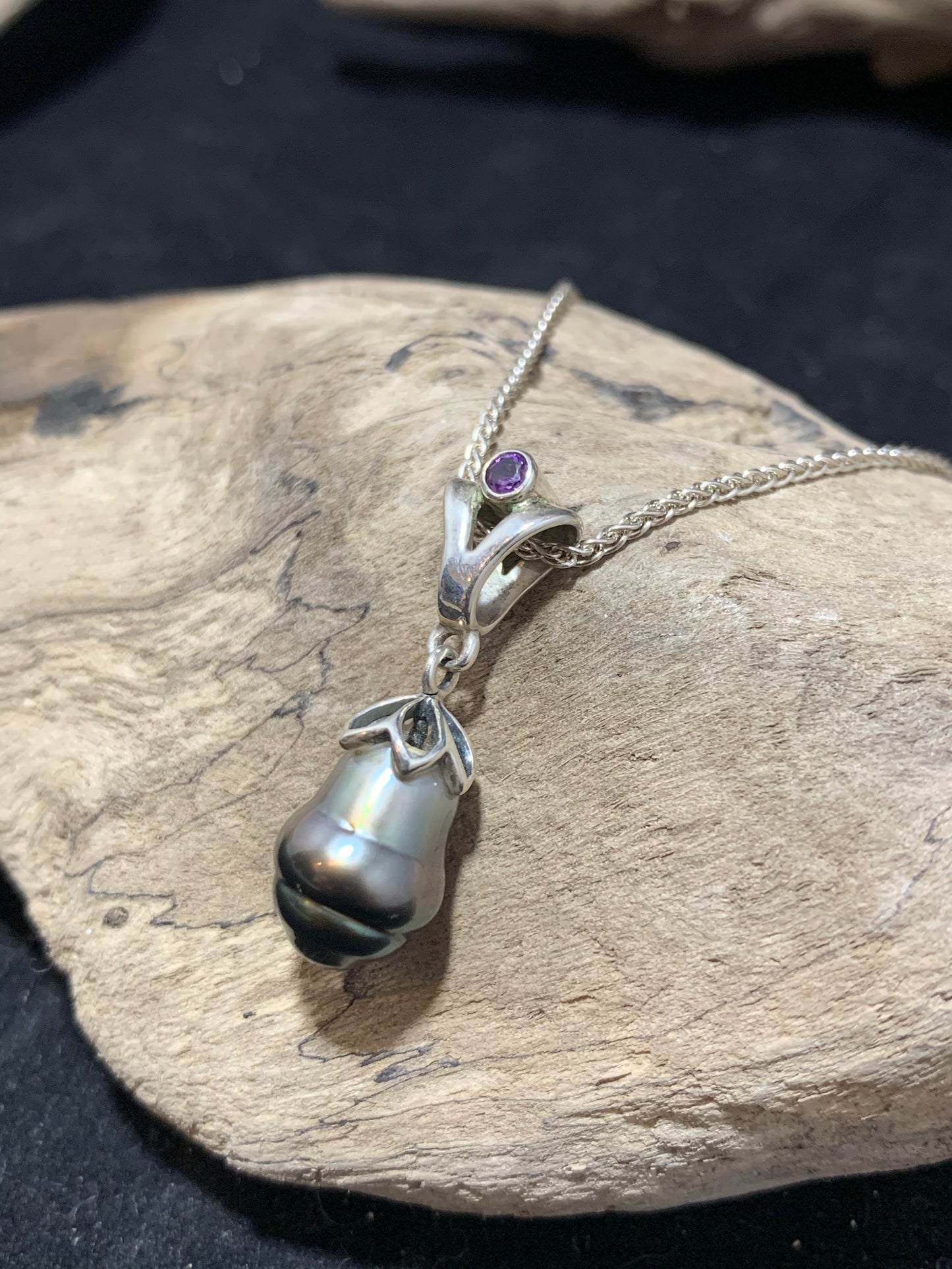Tahitian Pearl and Amethyst Pendant
