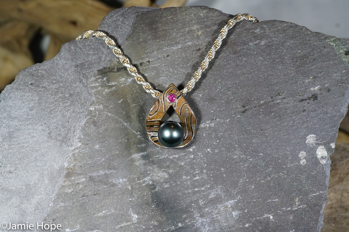 AAA Tahitian Pearl and Mokume Pendant